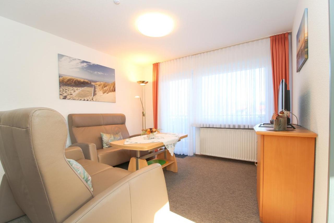 Wiese Apartment *